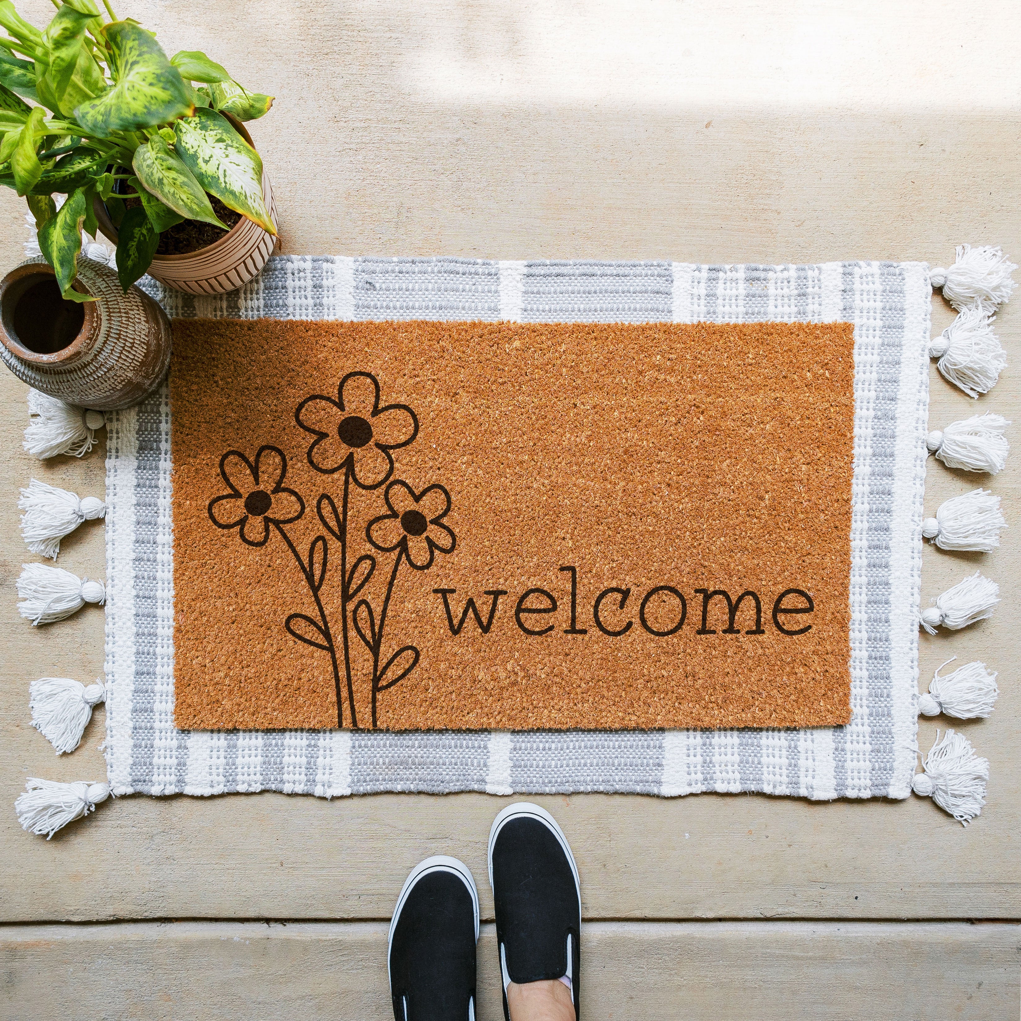 Welcome Flowers Spring Doormat - Hamlin Row